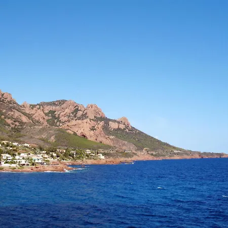 L'esquinade P3 314 By Interhome شقة *