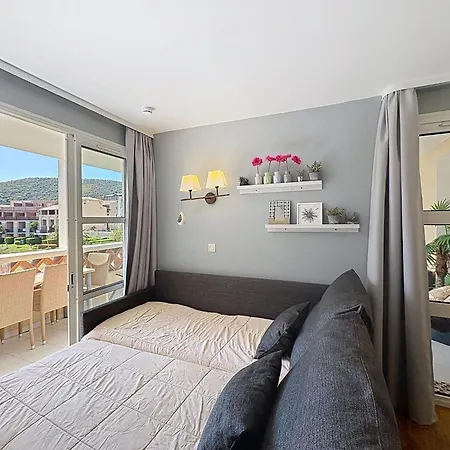 L'esquinade P3 314 By Interhome *