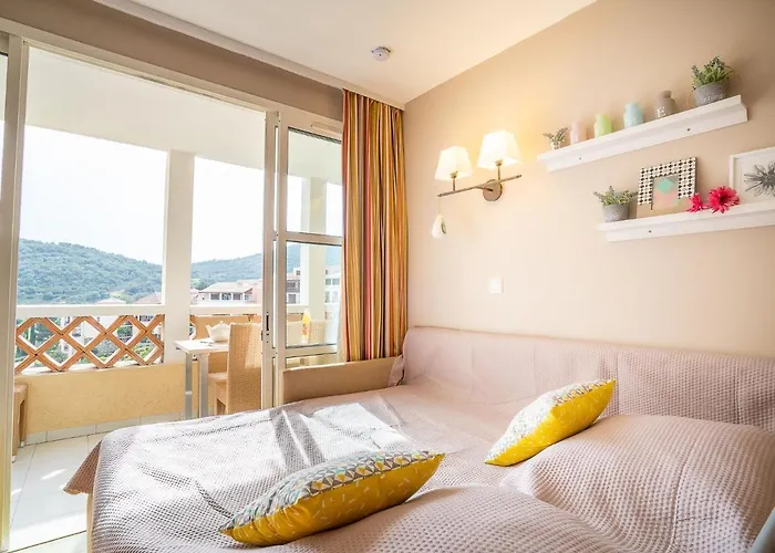 L'esquinade P3 314 By Interhome Saint-Raphael (Var)